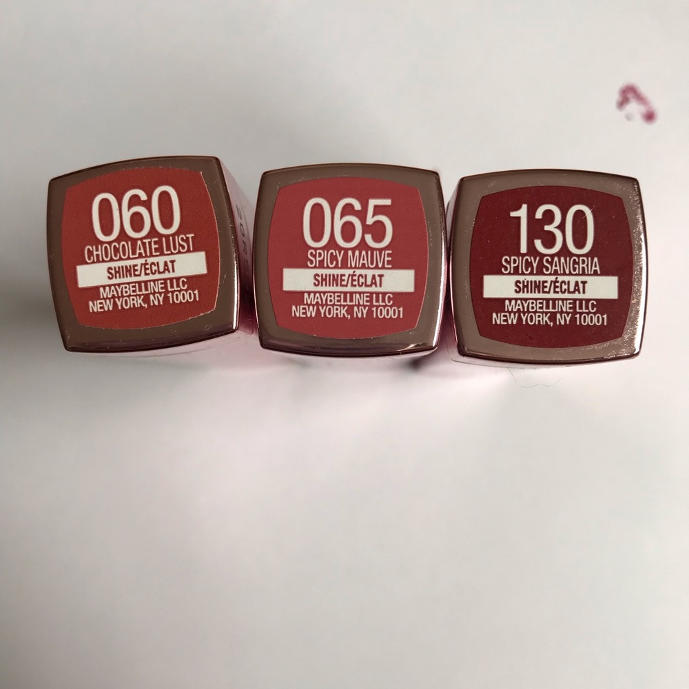 Maybelline lipsticks bundle